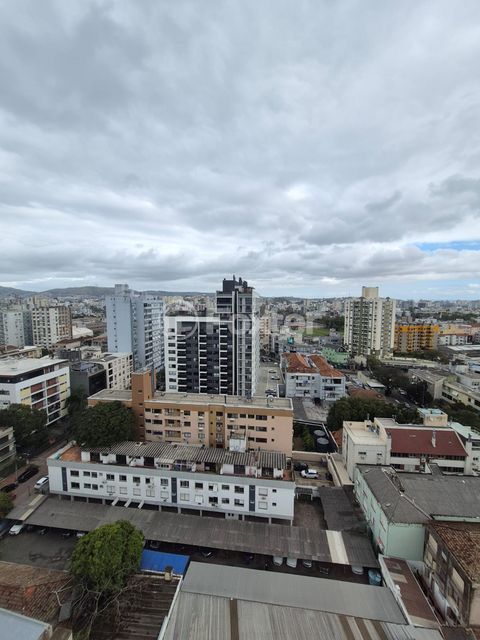 Image 12 - 875880