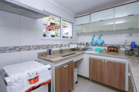 Image 7 - 875888