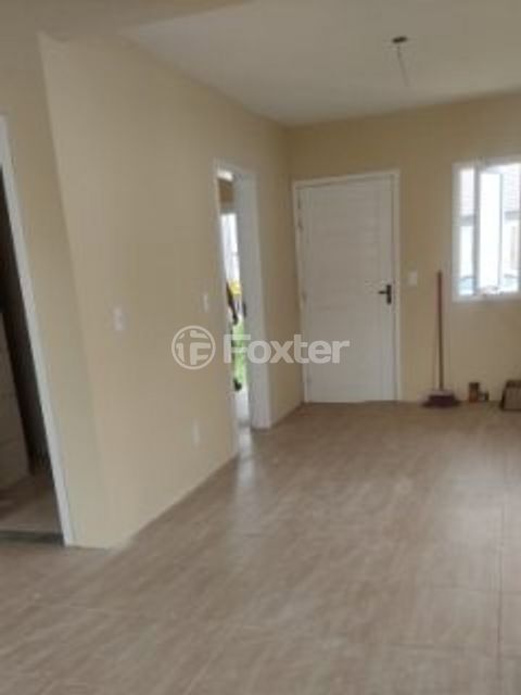 Image 6 - 875895
