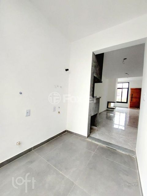 Image 17 - 875896
