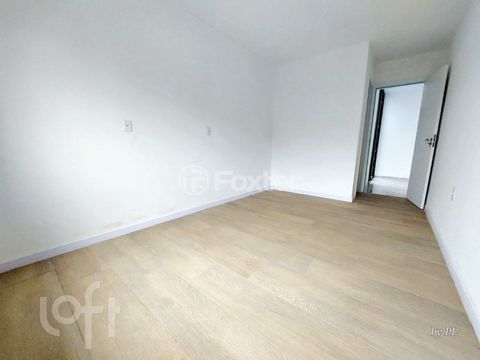Image 7 - 875896