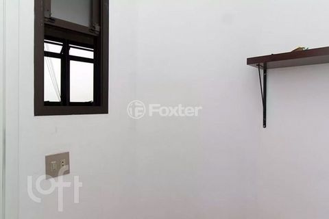 Image 17 - 875897