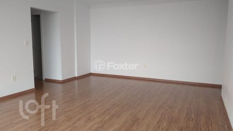 Image 6 - 875950