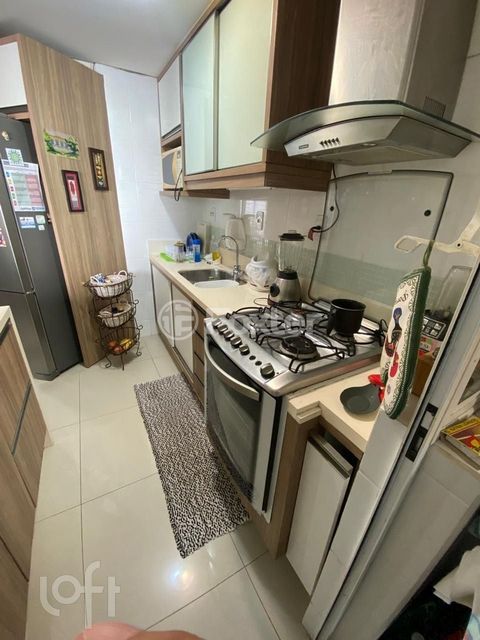 Image 7 - 875952