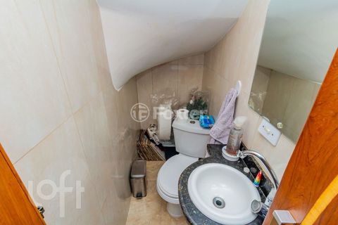Image 6 - 875961