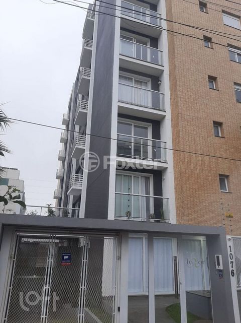 Image 10 - 875962