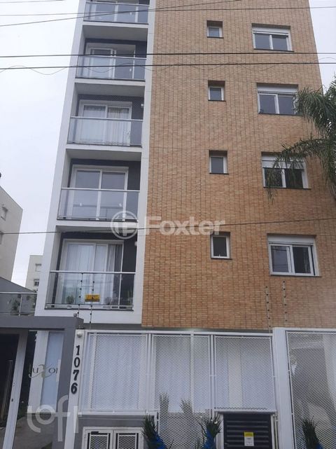 Image 9 - 875962