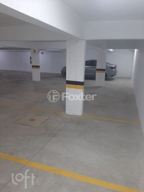 Image 3 - 875962