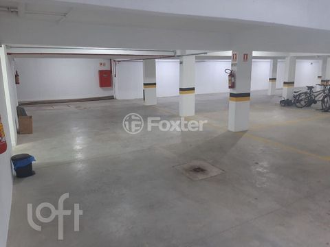 Image 1 - 875962