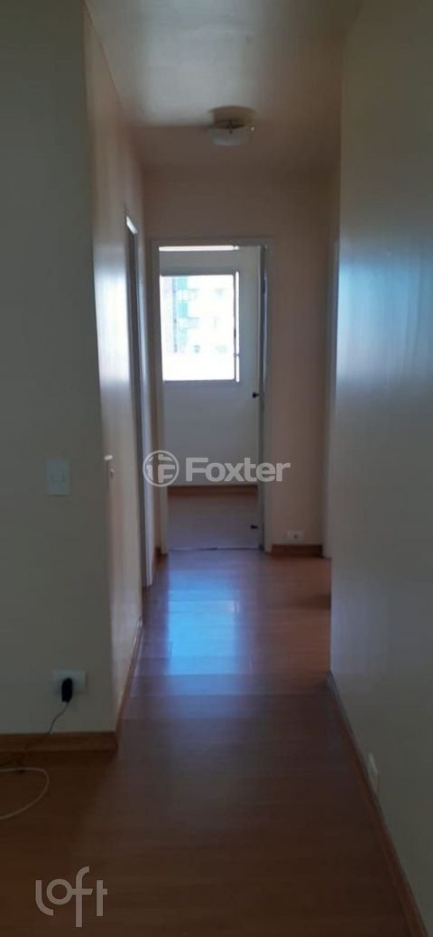 Image 8 - 875966