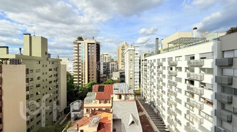 Image 8 - 875996