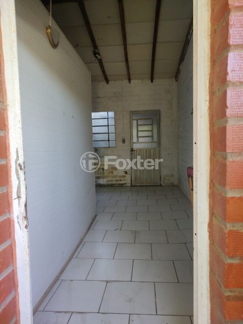 Image 4 - 875997