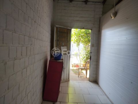 Image 7 - 875997