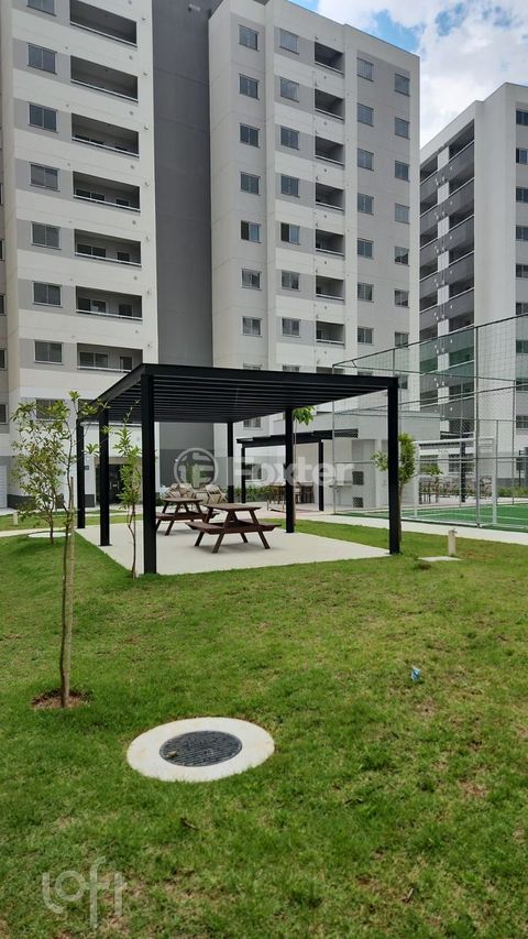 Image 10 - 876016