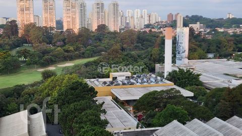 Image 16 - 876017