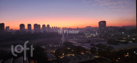 Image 4 - 876017