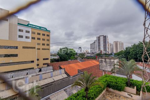 Image 13 - 876021