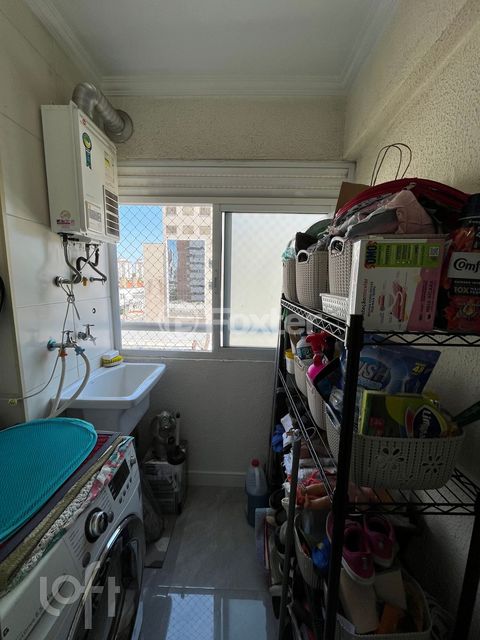 Image 7 - 876021