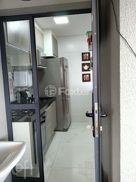 Image 8 - 876022