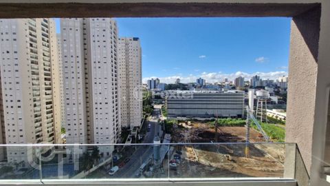 Image 7 - 876033