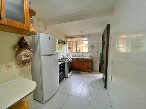 Image 7 - 876034