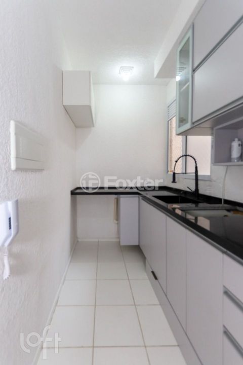 Image 5 - 876042