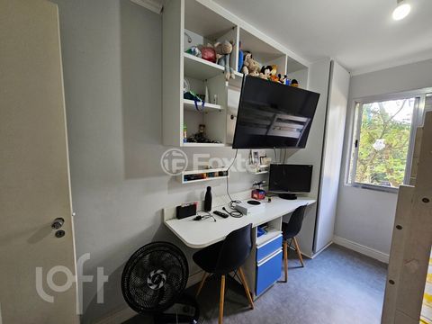 Image 9 - 876043