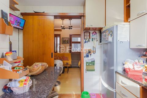 Image 8 - 876061