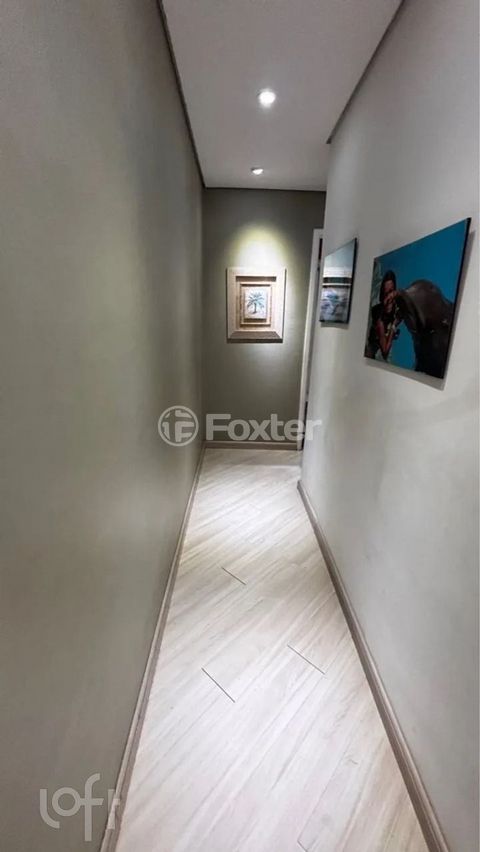 Image 6 - 876081