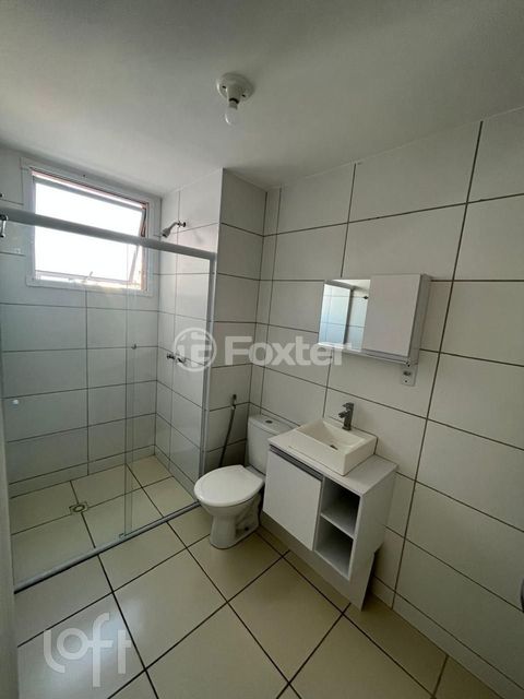 Image 8 - 876086