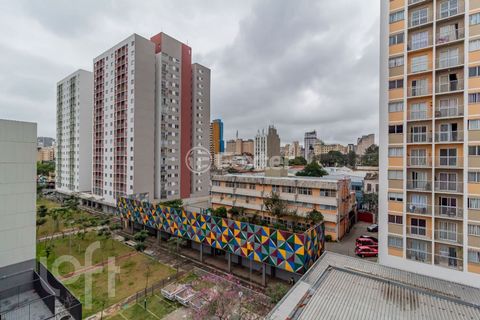 Image 5 - 876086