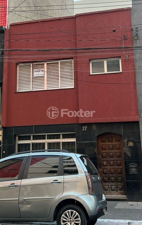 Image 10 - 876087