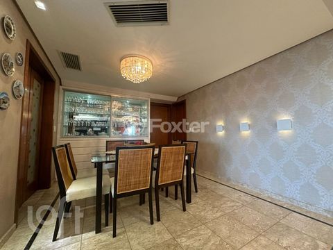 Image 8 - 876104