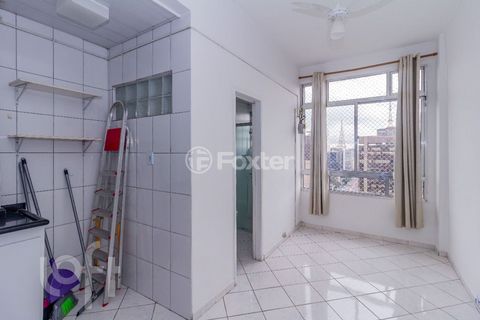 Image 8 - 876126