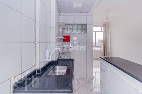 Image 7 - 876126