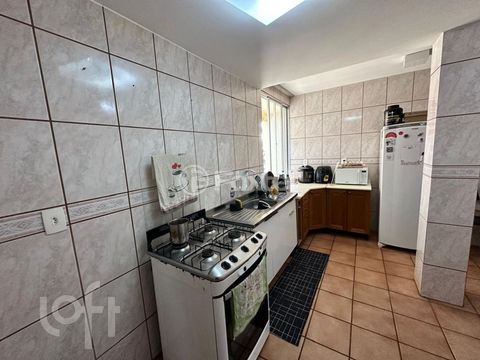 Image 7 - 876130