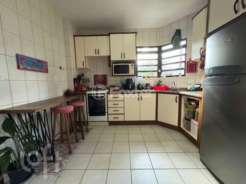 Image 7 - 876166