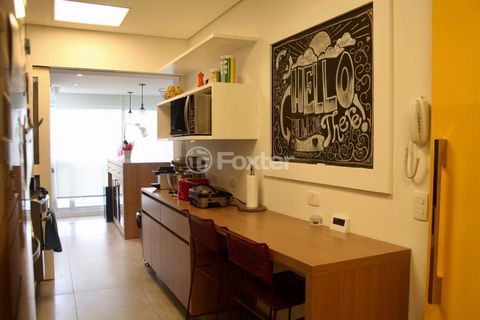 Image 17 - 876171
