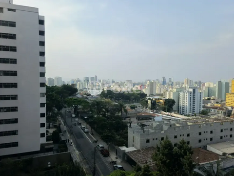 Image 10 - 876178