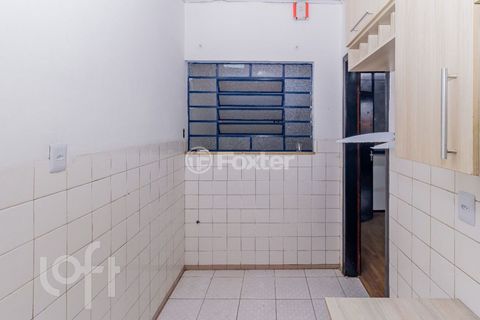 Image 17 - 876197