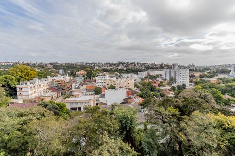 Image 12 - 876205