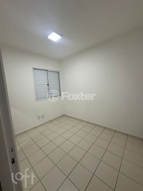 Image 1 - 876207