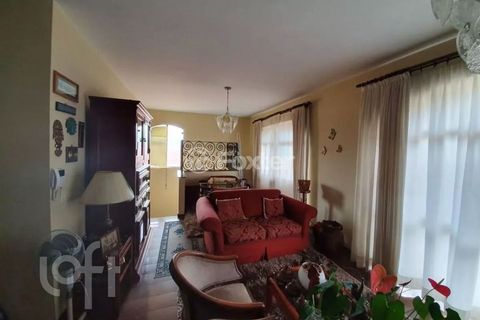 Image 7 - 876211