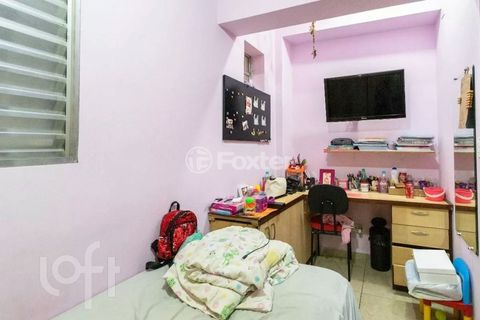 Image 19 - 876212