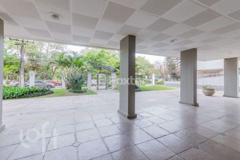 Image 16 - 876214