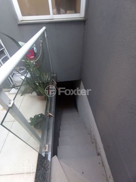Image 5 - 876228