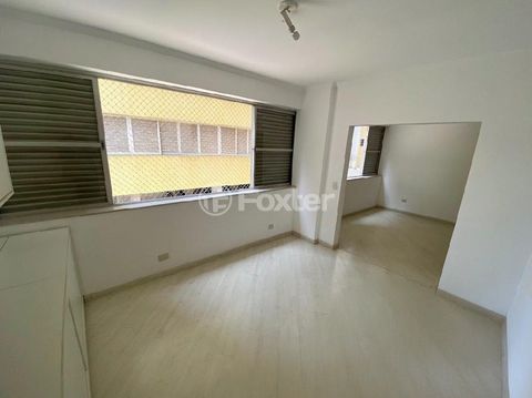 Image 8 - 876247