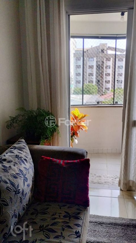 Image 2 - 876284