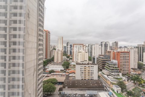 Image 13 - 876341