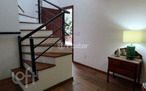 Image 8 - 876349